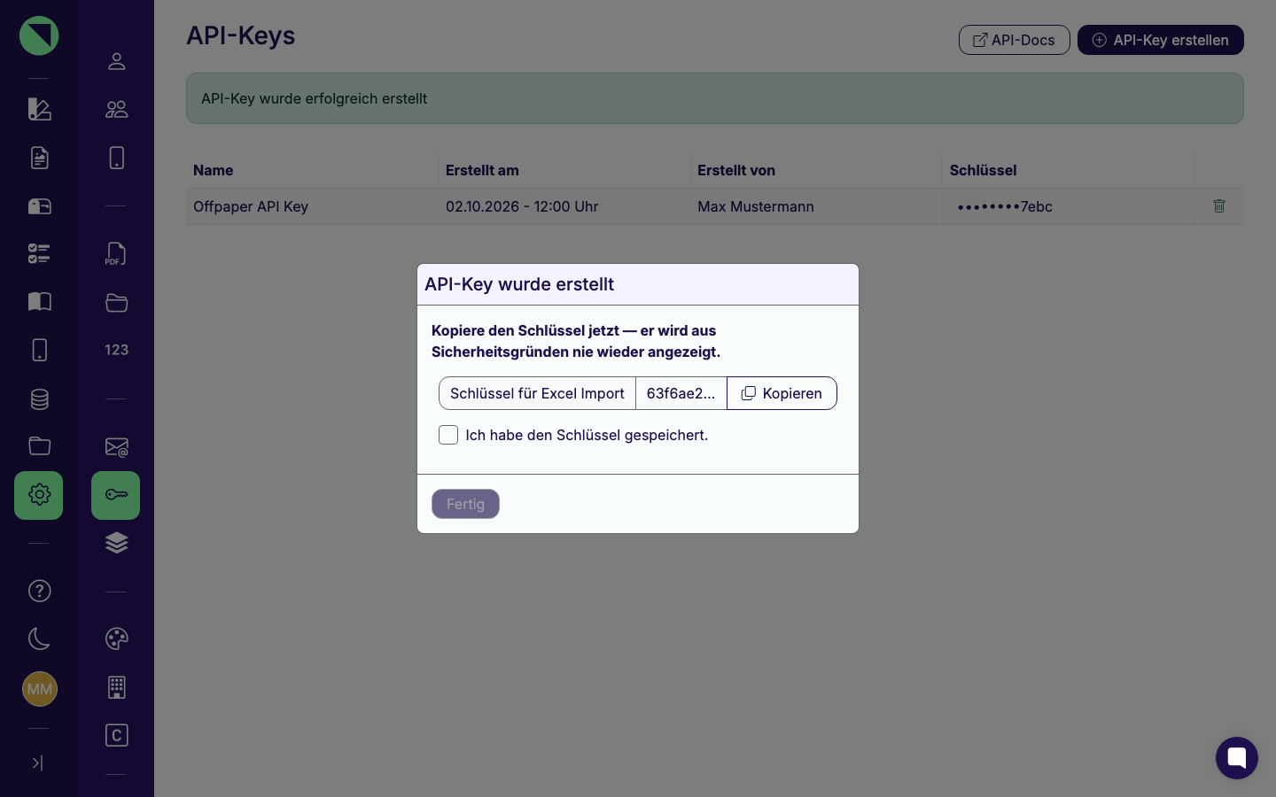 Dialog „API-Key wurde erstellt" mit dem einmalig sichtbaren Schlüssel, dem Button Kopieren und der Bestätigungs-Checkbox