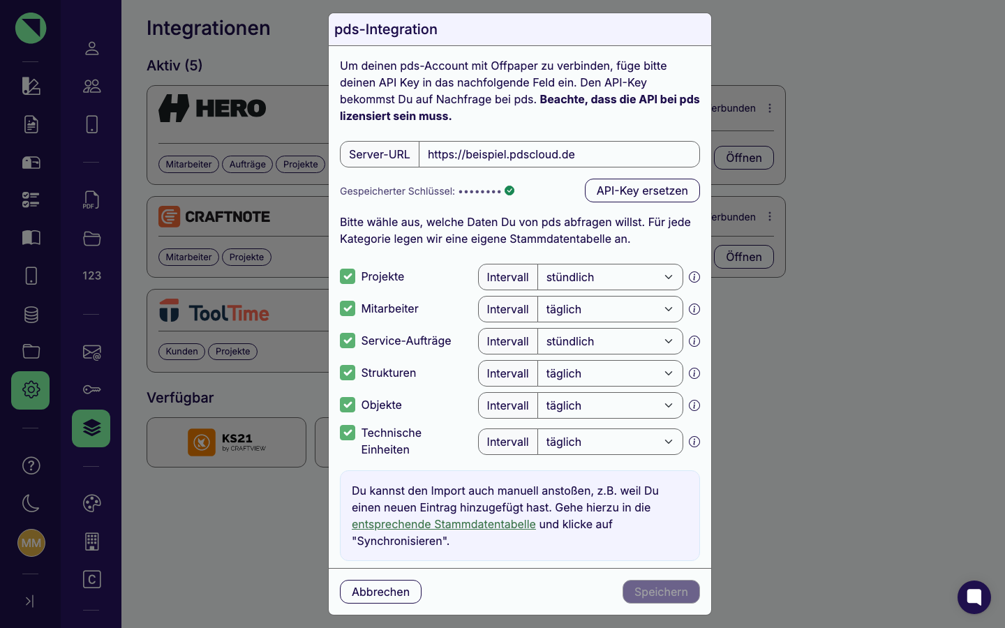 Verbindungs-Modal der pds-Integration mit dem Feld Server-URL (Beispiel-URL), der maskierten Zeile Gespeicherter Schlüssel, dem Button API-Key ersetzen und den sechs Sync-Kategorien mit ihren Intervallen