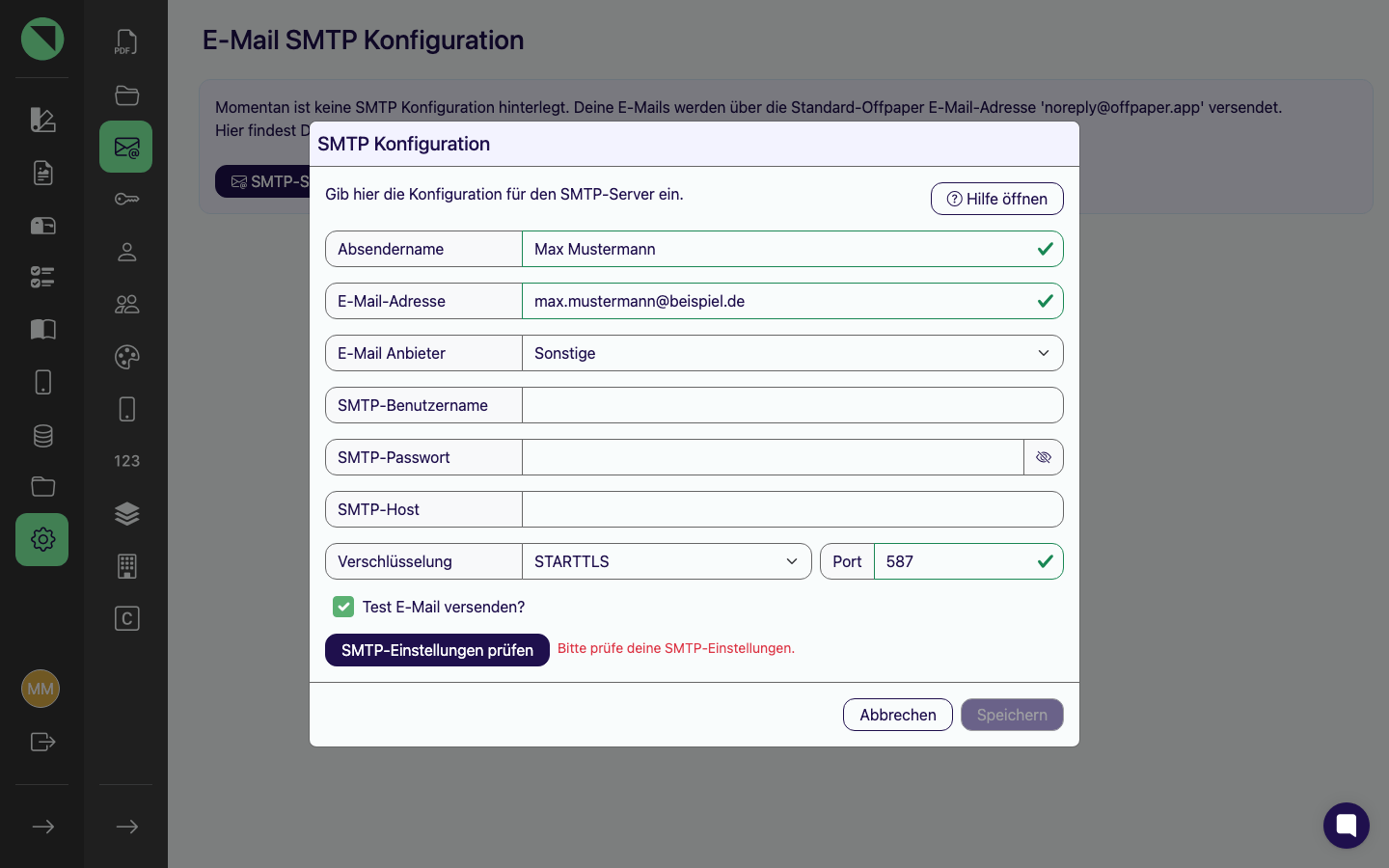 Geöffnetes Modal „SMTP Konfiguration" mit den Feldern Absendername, E-Mail-Adresse und der Auswahlliste E-Mail Anbieter