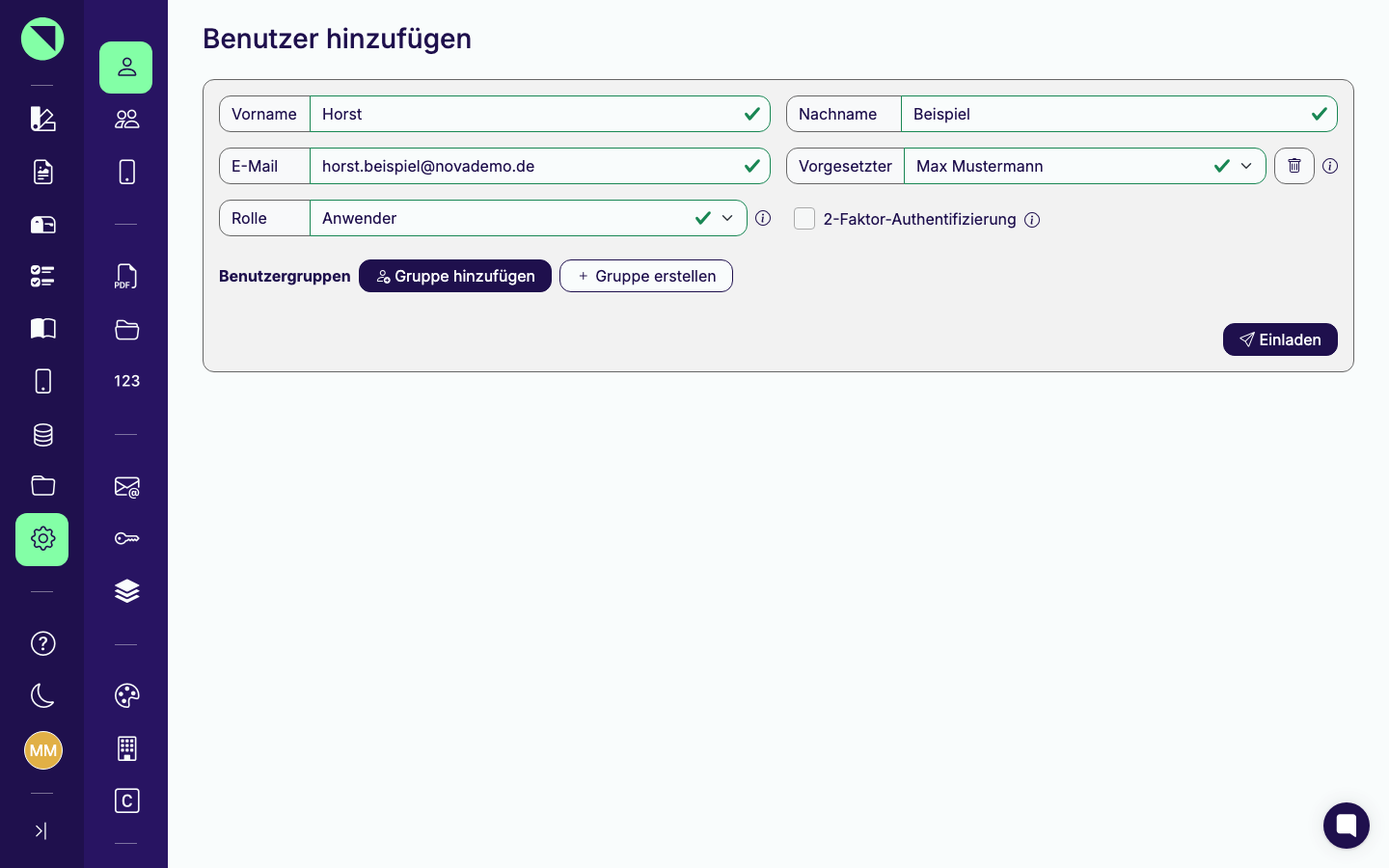 Ausgefülltes Formular „Benutzer hinzufügen" mit Vorname Horst, Nachname Beispiel, E-Mail-Adresse, Vorgesetztem, der Rolle Anwender und dem Abschnitt Benutzergruppen