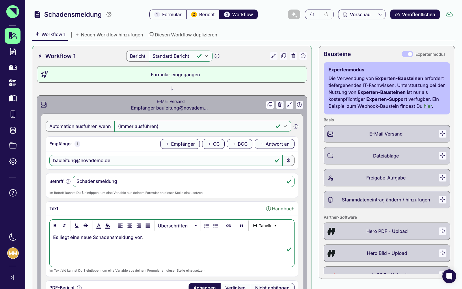 Workflow-Reiter mit aktiviertem Schalter Expertenmodus und dem Infokasten zu den Experten-Bausteinen über der Bausteine-Palette, links ein aufgeklappter E-Mail-Versand-Baustein
